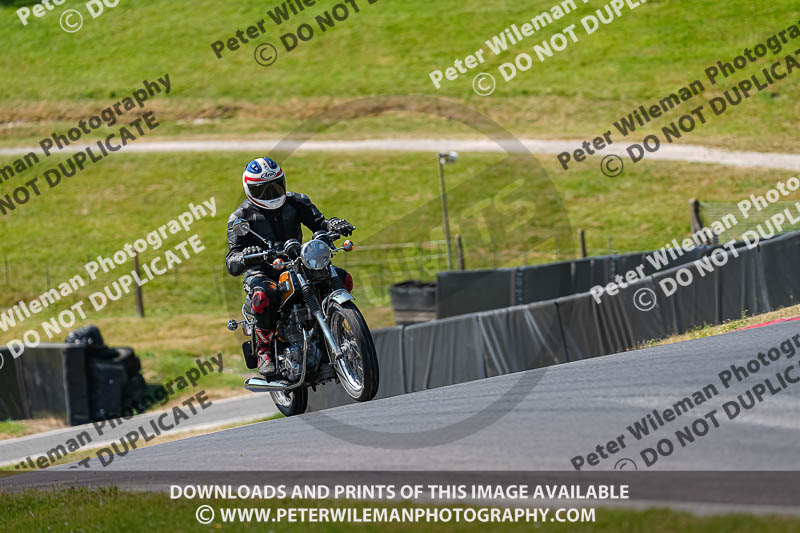 cadwell park;cadwell park photographs;cadwell trackday photographs;enduro digital images;event digital images;eventdigitalimages;peter wileman photography;racing digital images;trackday digital images;trackday photos